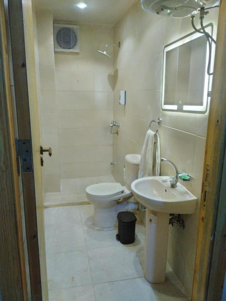 Richard Pyramids Inn Hotel Kafrat al Jabal Екстер'єр фото